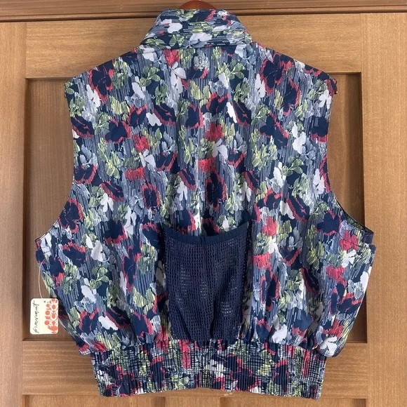 NWT Free People Movement Off The Grid Vest- Multiple Sizes Available - Picture 7 of 16